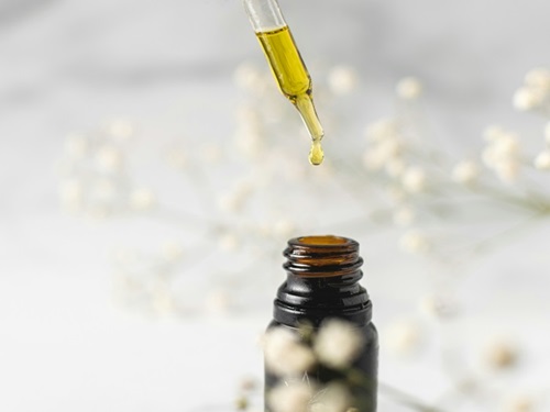 Alpha Pinen: naturalny aromat i wszechstronne zastosowanie